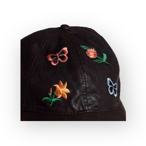 new August Hat ✿ Floral Embroidered Baseball Cap ✿ Shiny Coated Black ✿ - Picture 4 of 16